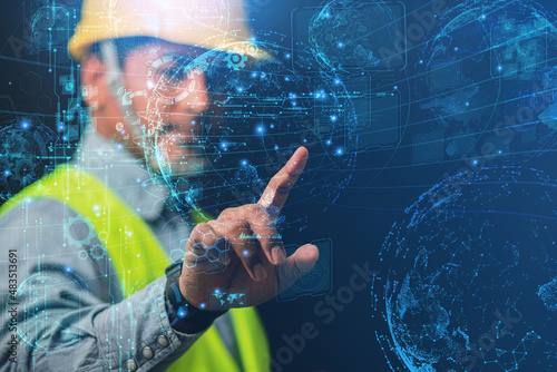 Industrial concept, businessman or engineer Show the innovative trend of modern e-commerce connection in the development of virtual marketing technology in the future
