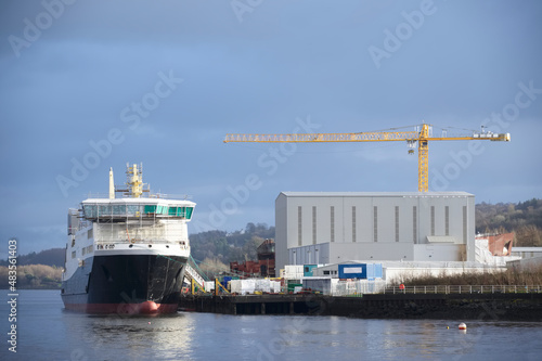 Ship Building in Port Glasgow Shipbuilding Scaffold and crane
