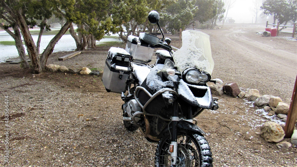 Fototapeta premium Frozen BMW GS