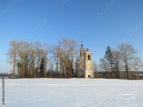 church, winter, snow, architecture, religion, building, sky, cathedral, russia, orthodox, tower, temple, landscape, europe, old, cross, city, tree, catholic, travel, cold, chapel, wooden, landmark, wh