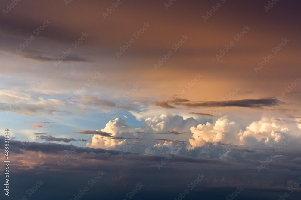 Obraz premium Sunset in the clouds