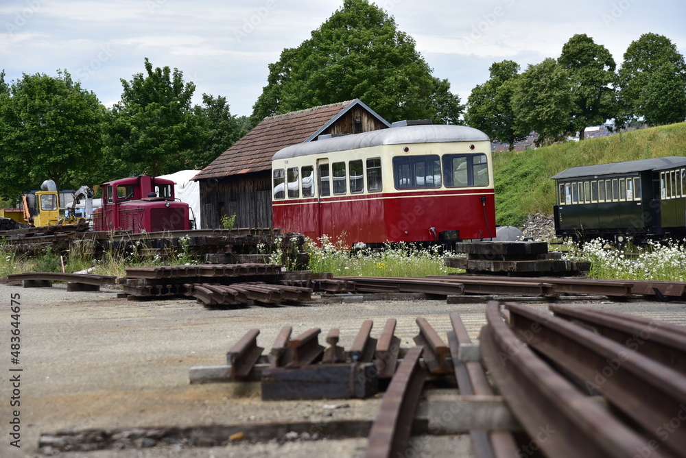 Härtsfeld Museumseisenbahn am Bahnhof Nerseheim mit Schwellen, Räder, Lok, Puffer Härtsfeld Museumseisenbahn am Bahnhof Nerseheim mit Schwellen, Räder, Lok, Puffer