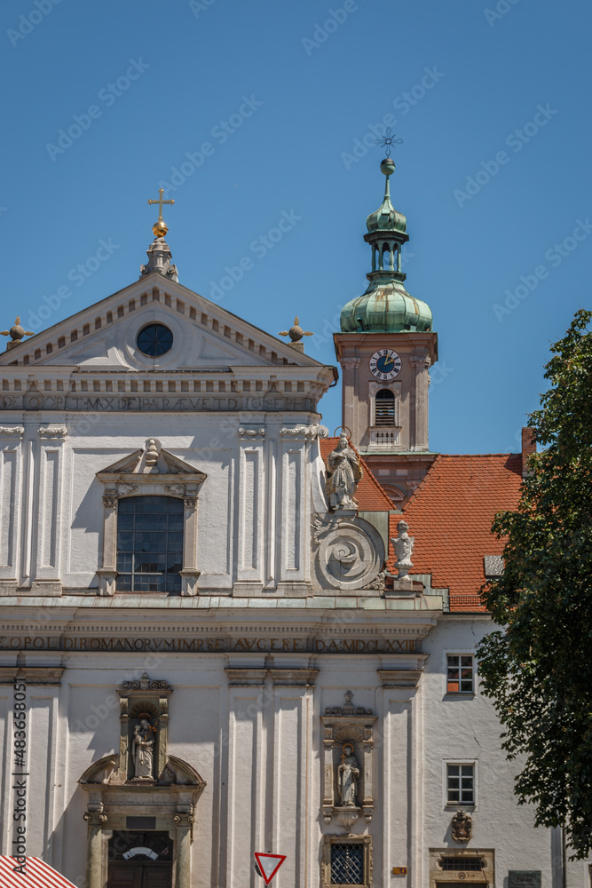 Karmelitenkirche St. Josef in der Innenstadt von Regensburg