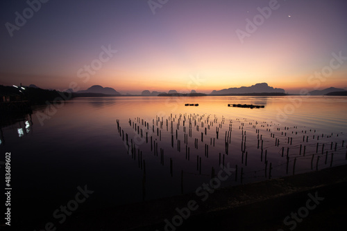 Fototapeta Naklejka Na Ścianę i Meble -  sunset over the sea in moring  at  sam chong  phang nga thailand