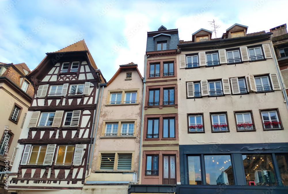 Fototapeta premium View of medieval buildings at the channel at little france quarter in Strasbourg at winter