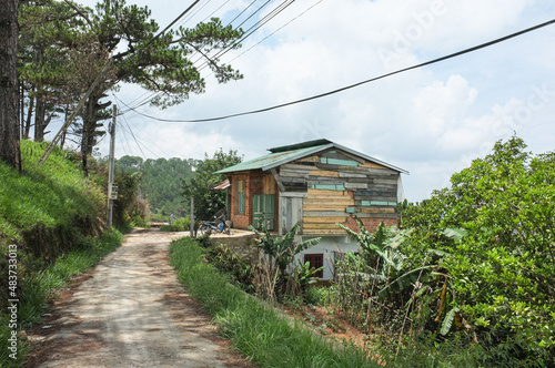 Vietnam by Vincent Kuyvenhoven