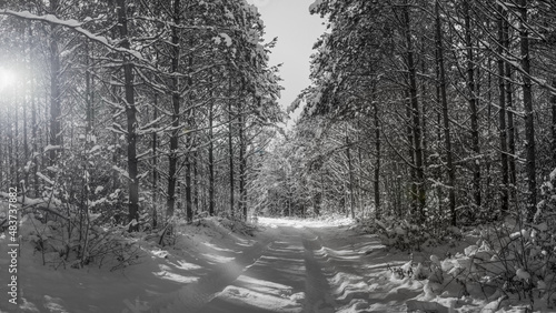 Fototapeta Naklejka Na Ścianę i Meble -  Zima na Mazurach w północno-wschodniej Polsce