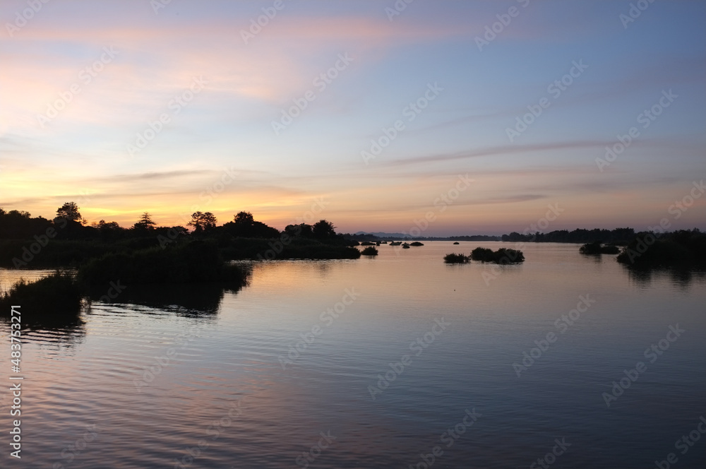 Laos - By Vincent Kuyvenhoven