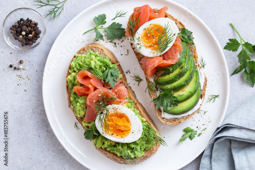 toasts with avocado, smoked salmon and egg