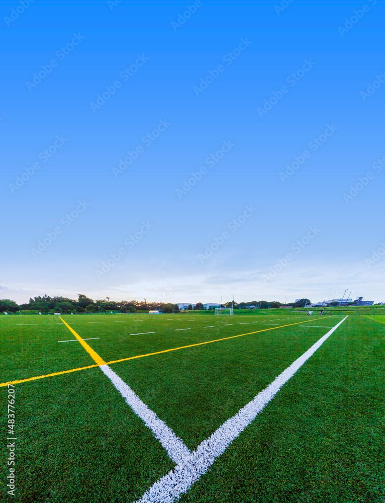 Obraz premium サッカー場 ラグビーグランド ゴール 野球場 夕焼け 河川敷グランド