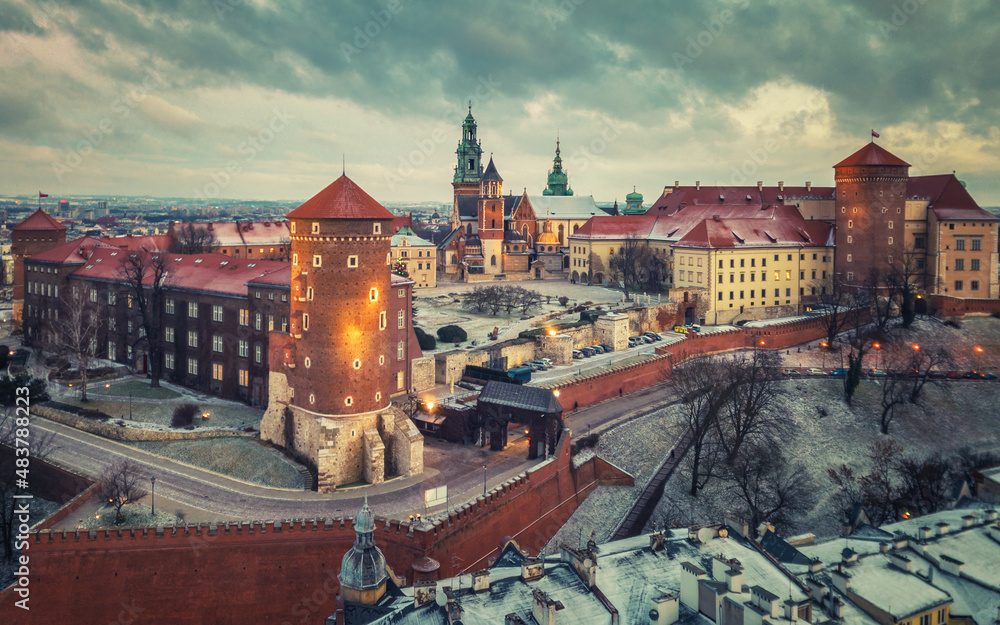 Zimowy Kraków - Wawel okiem drona - obrazy, fototapety, plakaty 