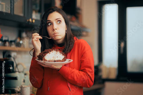 Canvas Print Funny Woman Feeling Guilty Eating Cake Cheating Diet