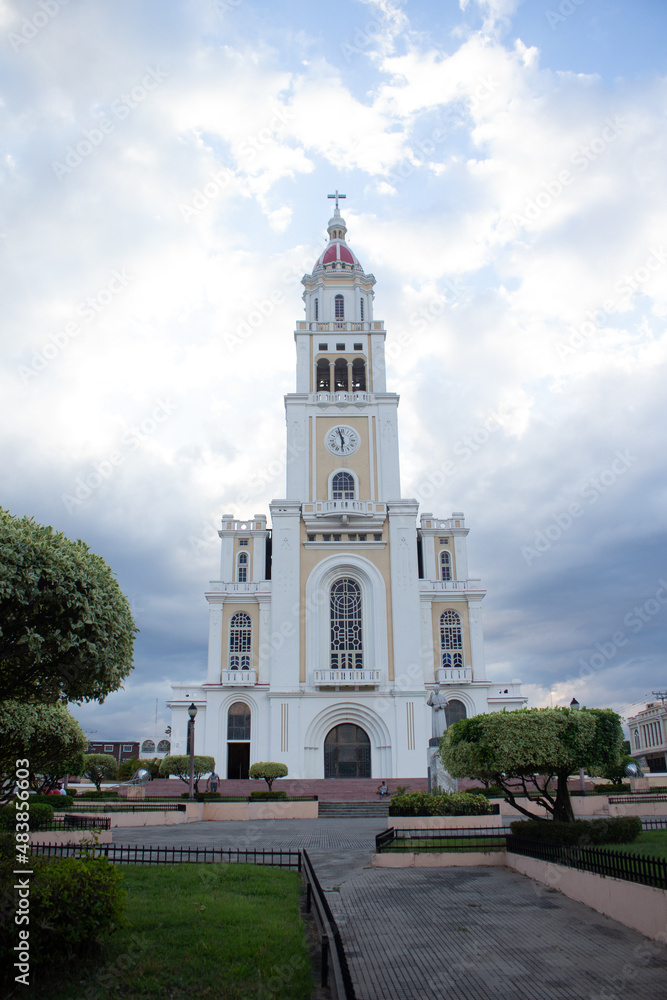 Foto de Iglesia sagrado corazón de Jesús do Stock | Adobe Stock