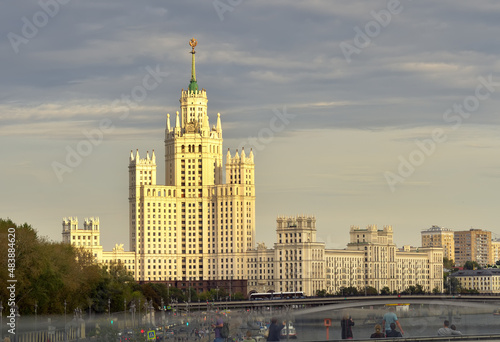 high-rise building on Kotelnicheskaya embankment