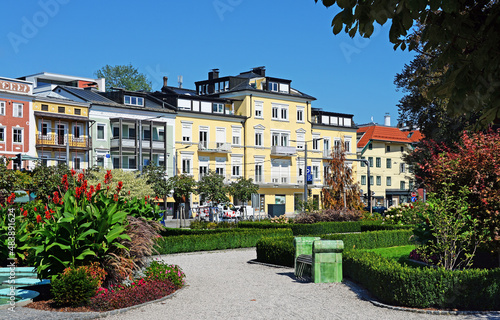 An der Seepromenade von Gmunden am Traunsee