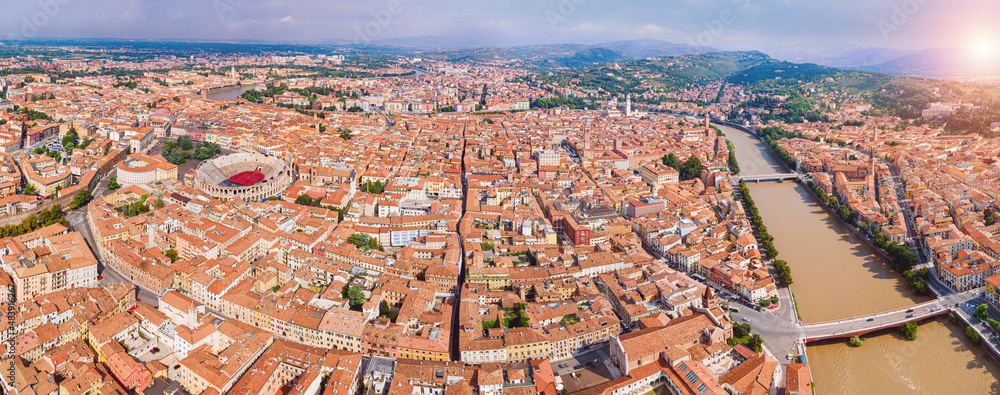 Obraz premium Great panorama of Verona from above with all the sights