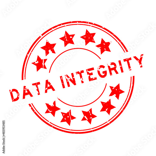 Grunge red data integrity word with star icon round rubber seal stamp on white background
