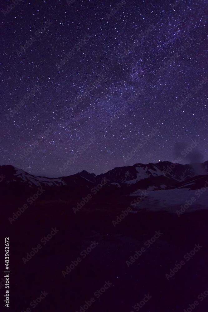 Fototapeta premium 満天の星空 北アルプス 立山連峰