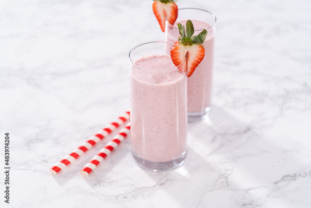 Strawberry banana smoothie Strawberry banana smoothie