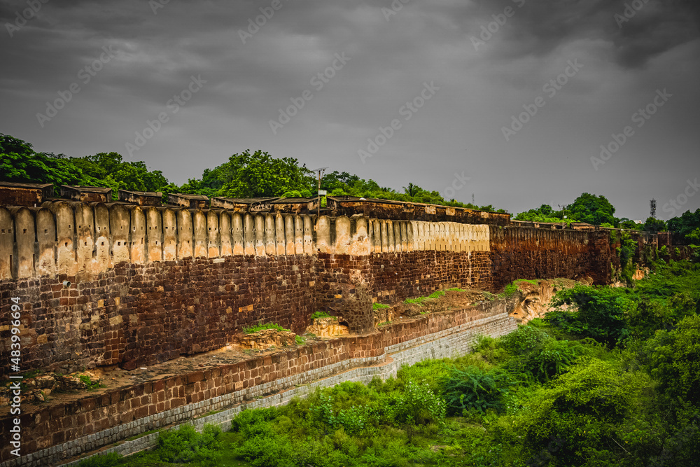 Fototapeta premium The Wall of Tanjore Big Temple or Brihadeshwara Temple was built by King Raja Raja Cholan in Thanjavur, Tamil Nadu. It is the very oldest & tallest temple in India. This temple is listed in UNESCO.