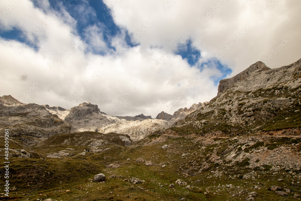 Hiking in the Picos de Europa, Spain Hiking in the Picos de Europa, Spain