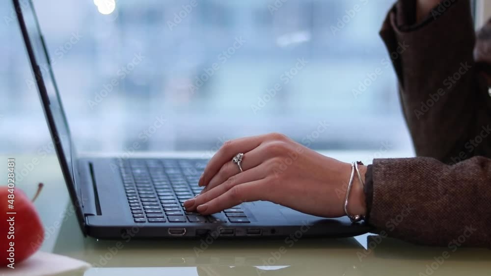 Working from Home Freelancer. Job of a secretary or accountant Working from Home Freelancer. Job of a secretary or accountant