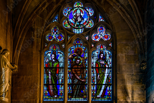 Vitrail de l'église Saint-Germain l'Auxerrois, Paris