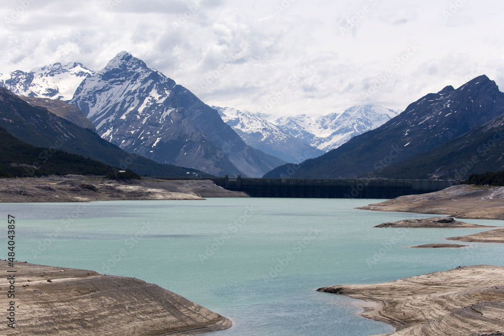 Obraz premium Cancano lake