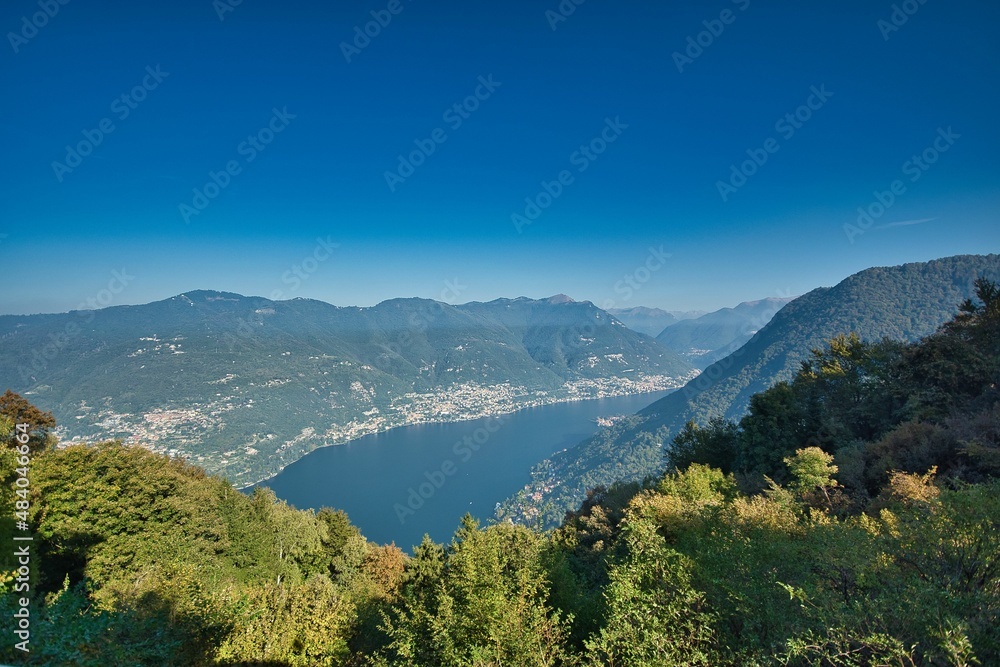 Fototapeta premium Belle ville de Bellagio au nord de l'Italie