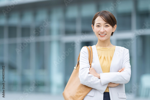女性 Free Download 女性 - GFXLoad
