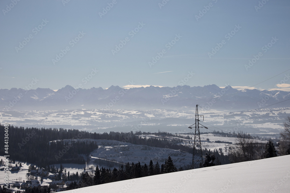 Mountain views in winter, snow and sun