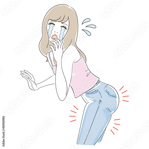 下半身の脂肪が気になる若い女性