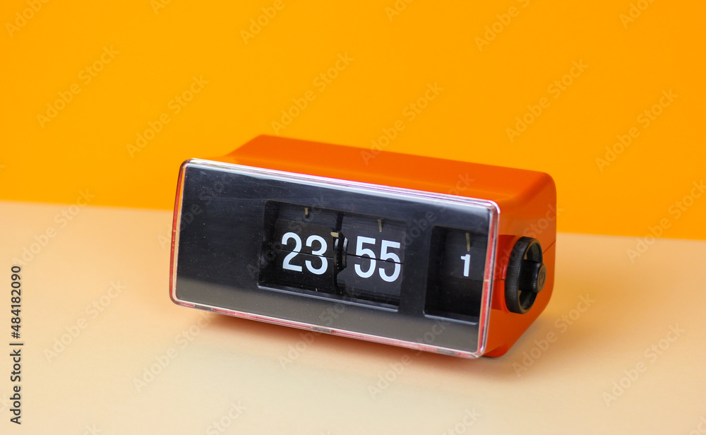 Mid-Century Flip Clock