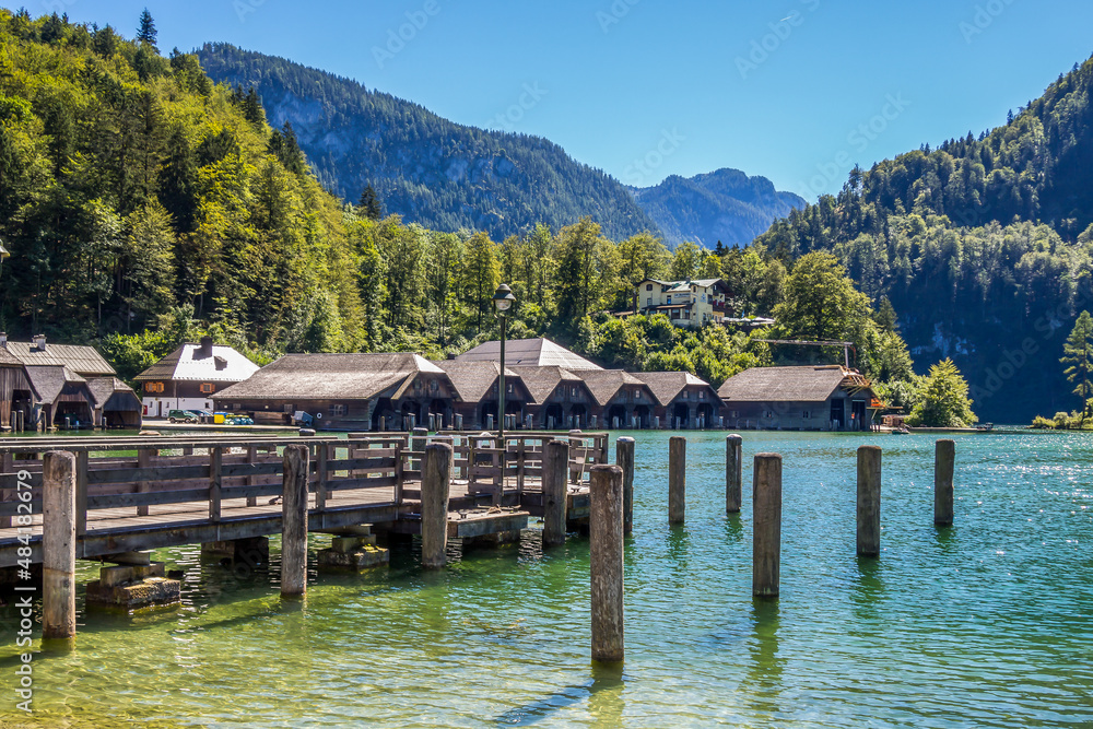 Naklejka premium Bootshäuser in Schönau am Königssee Berchtesgaden