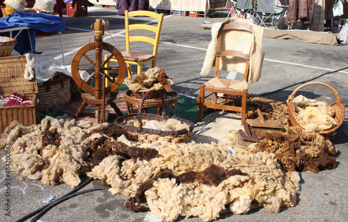 Fotografía artisanat sur la laine du mouton