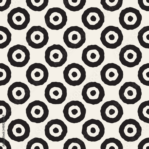 Vector seamless pattern. Repeating geometric elements. Stylish monochrome abstract background design.