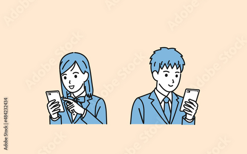 スマートフォンを使う学生 操作 携帯電話 中高生 高校生 中学生 男女