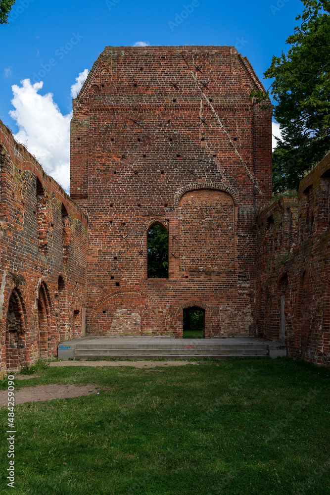 Ruins of Eldena Abbey (Hilda Abbey) - is a former Cistercian monastery near the present town of Greifswald in Mecklenburg-Vorpommern, Germany.
