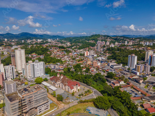 Vista aérea panoramica da cidade de Blumenau em Santa Catarina