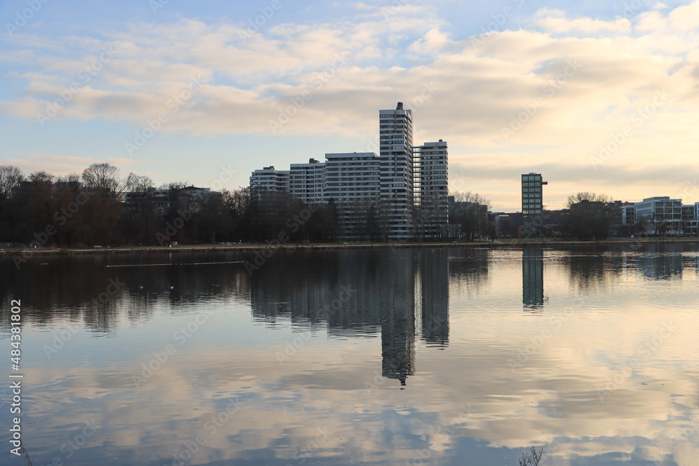 Winterabend am Wöhrder See in Nürnberg Winterabend am Wöhrder See in Nürnberg