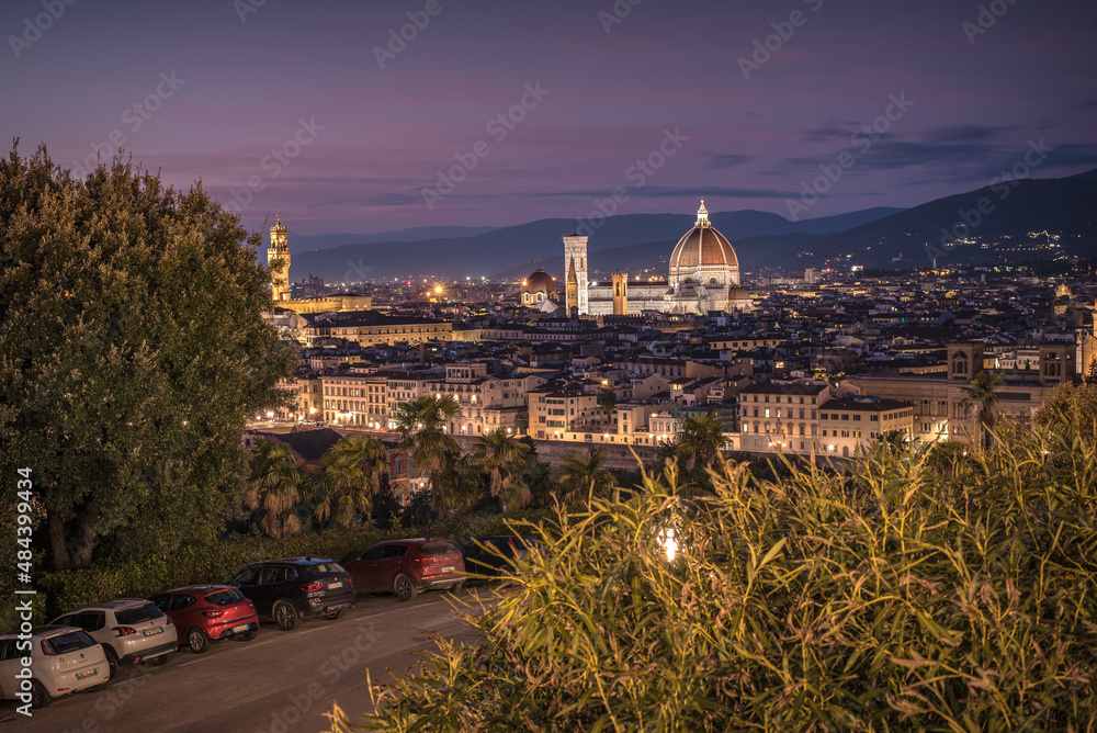 Fototapeta premium View of florence by night at high quality.