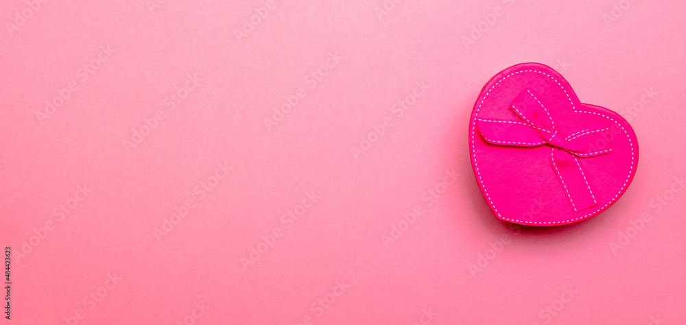 gift box in the form of pink heart
