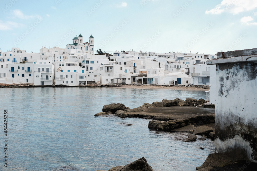 Fototapeta premium sea ​​on the island of Paros, Greece. exterior
