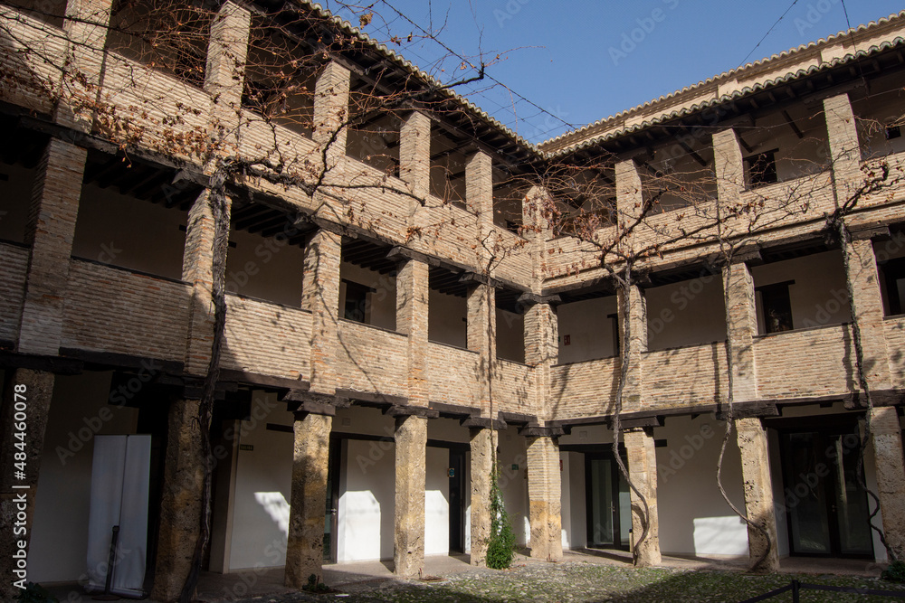 Patrimonio artístico, Corral del Carbón en Granada