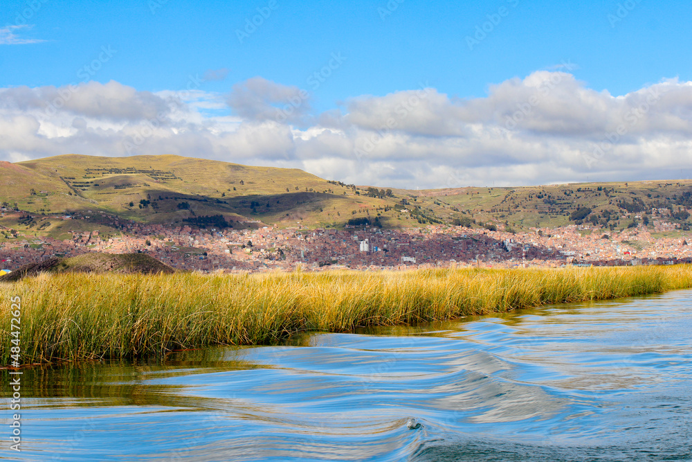 Totora of the Titikaka lake and background is Puno Totora of the Titikaka lake and background is Puno