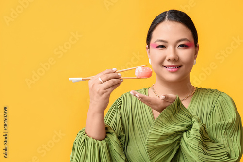 Beautiful Asian woman with ...