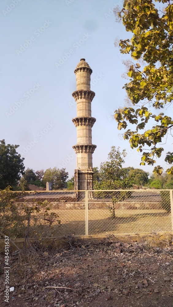 Obraz premium old stone tower