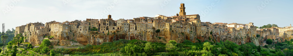 Fototapeta premium Pitigliano town, located atop a volcanic tufa ridge, known as the little Jerusalem, surrounded by lush valleys carved by the Lente and Meleta rivers.