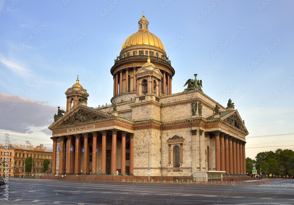 St. Isaac's Cathedral in the morning
