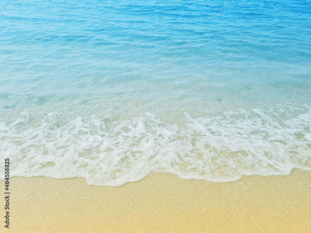 Sandy beaches and sea waves crashing on the shore, the atmosphere of relaxation by the sea is refreshing. Sandy beaches and sea waves crashing on the shore, the atmosphere of relaxation by the sea is refreshing.